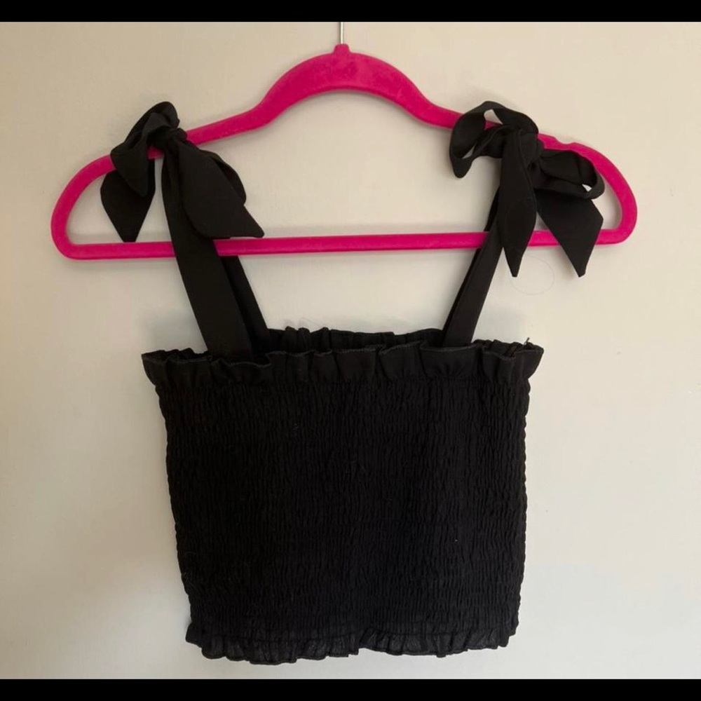 Black crop top
